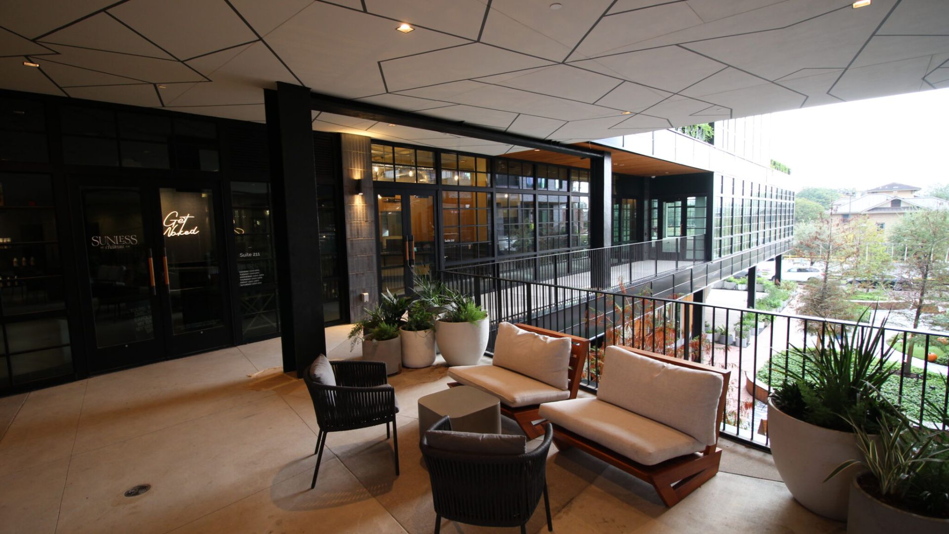 Bayou City Smiles Dentist Montrose Houston Tx